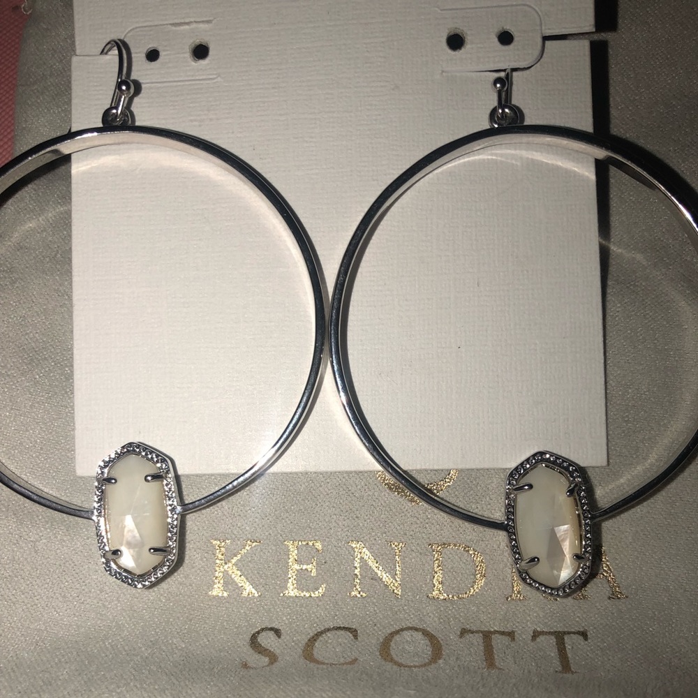 Kendra Scott Elora earrings